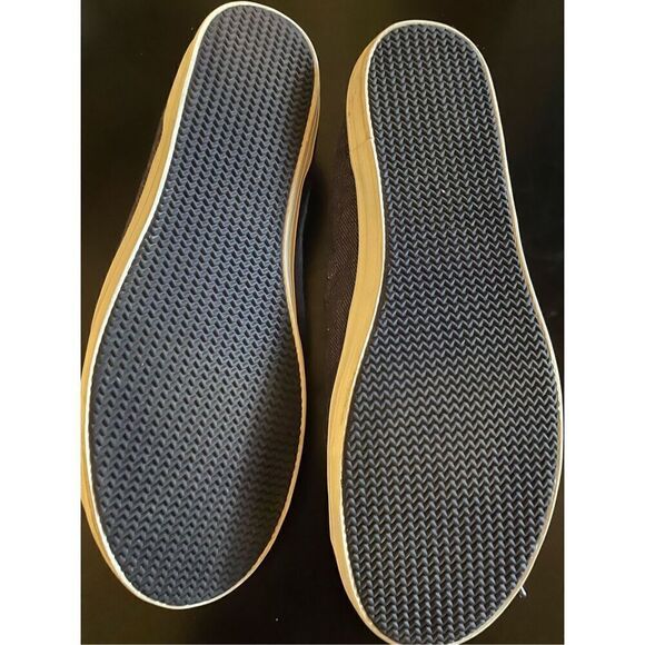 Lacoste Sport Sneakers - Picture 7 of 8